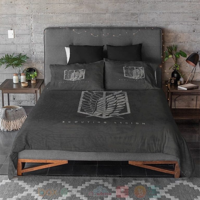 Attack-On-Titan-Dark-Sketch-Splatter-Anime-Bedding-Set-2