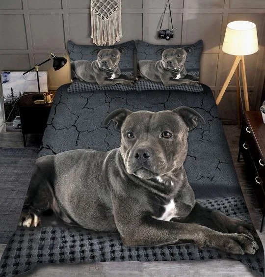Black-Staffordshire-Bull-Terrier-Quilt-Bedding-Set-1