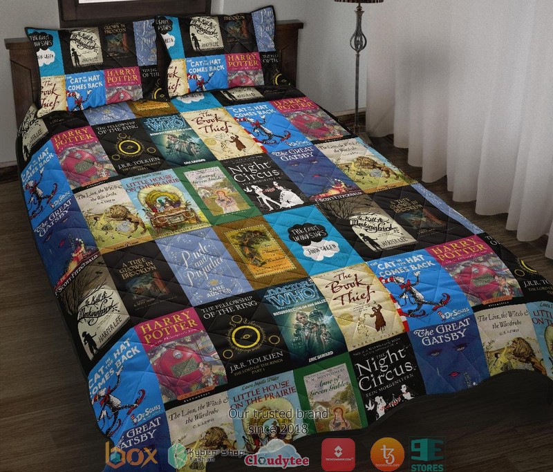 Book-Covers-Quilt-Bedding-Set-1