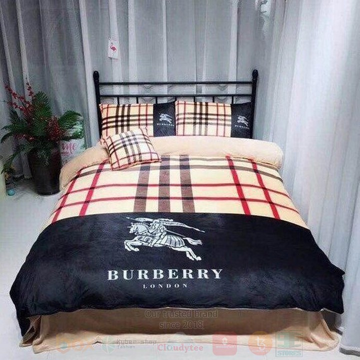 Burberry Cream-Dark Navy Inspired Bedding Set Burberry Cream-Dark Navy Inspired Bedding Set