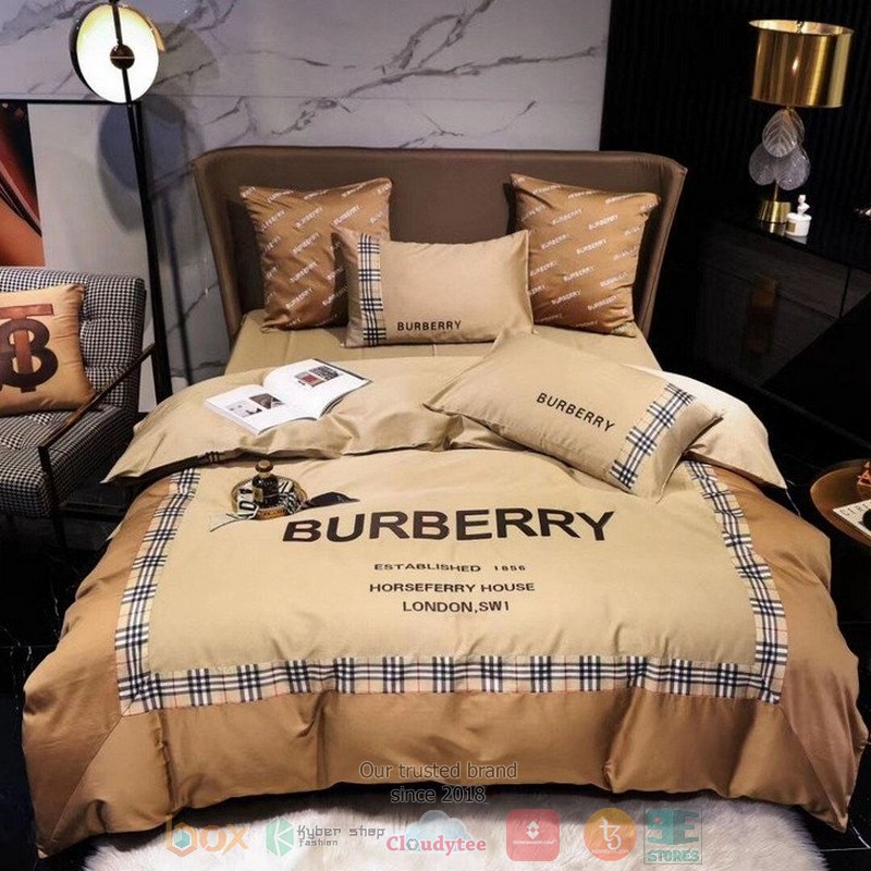 Burberry Khaki Quilt Bedding Set Burberry Khaki Quilt Bedding Set