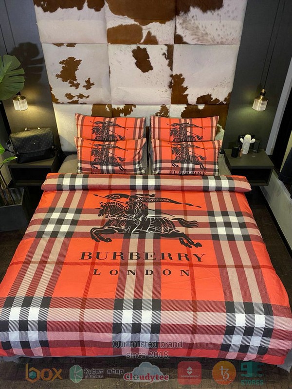 Burberry London Orange Plaid Bedding Set Burberry London Orange Plaid Bedding Set