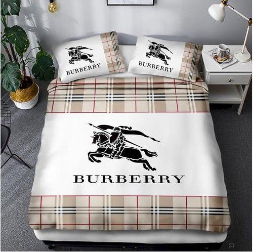 Burberry-Quilt-Bedding-Set-1