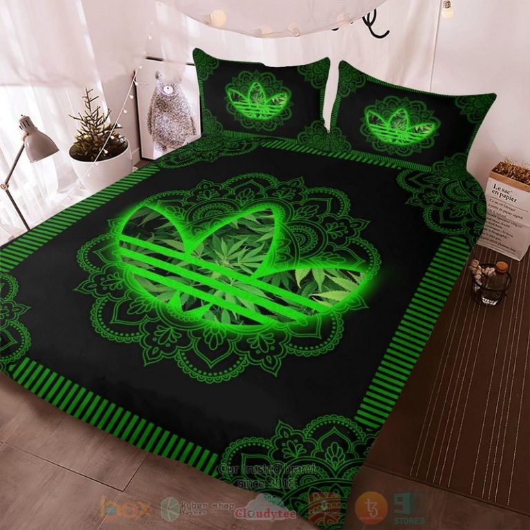 Cannabis-Bedding-Set-2