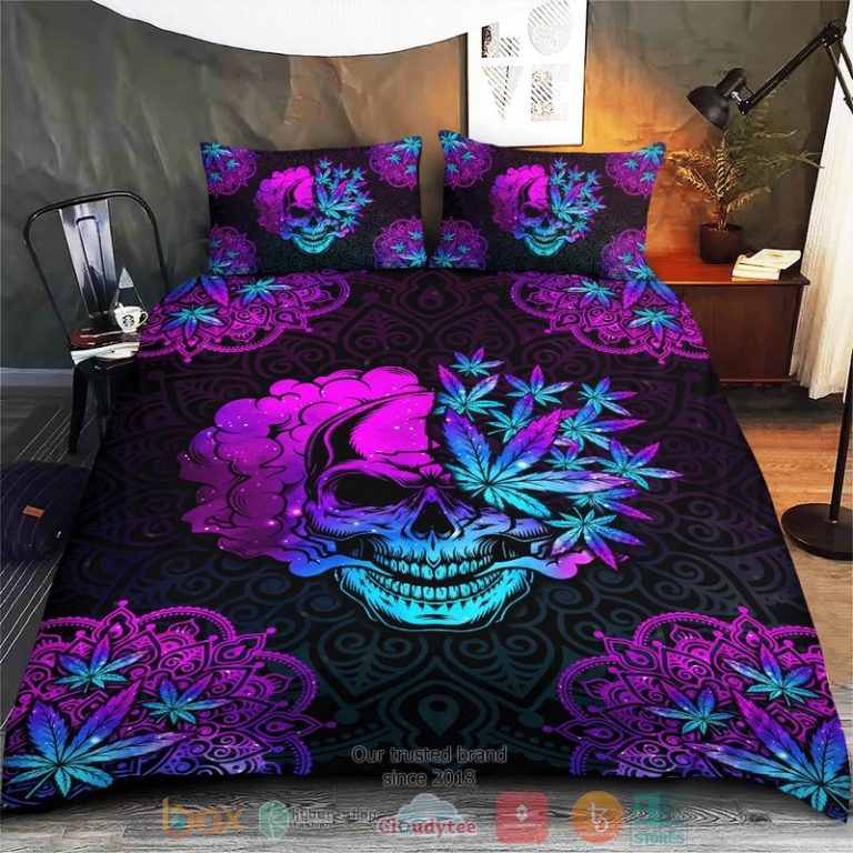 Cannabis-Skull-Pattern-Purple-Bedding-Set-1