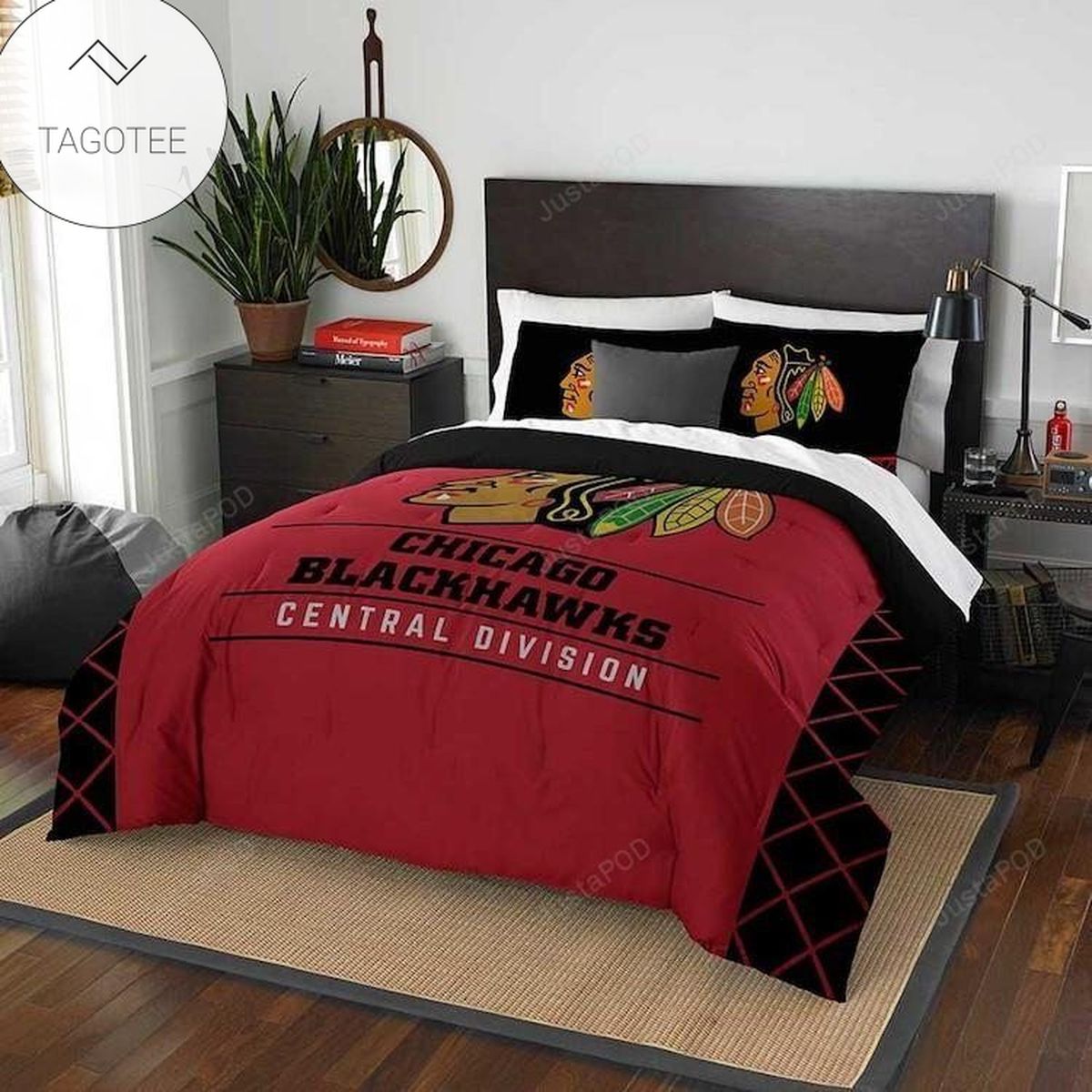 Chicago Blackhawks Bedding Set (Duvet Cover & Pillow Cases)- Chicago Blackhawks Bedding Set (Duvet Cover & Pillow Cases)-