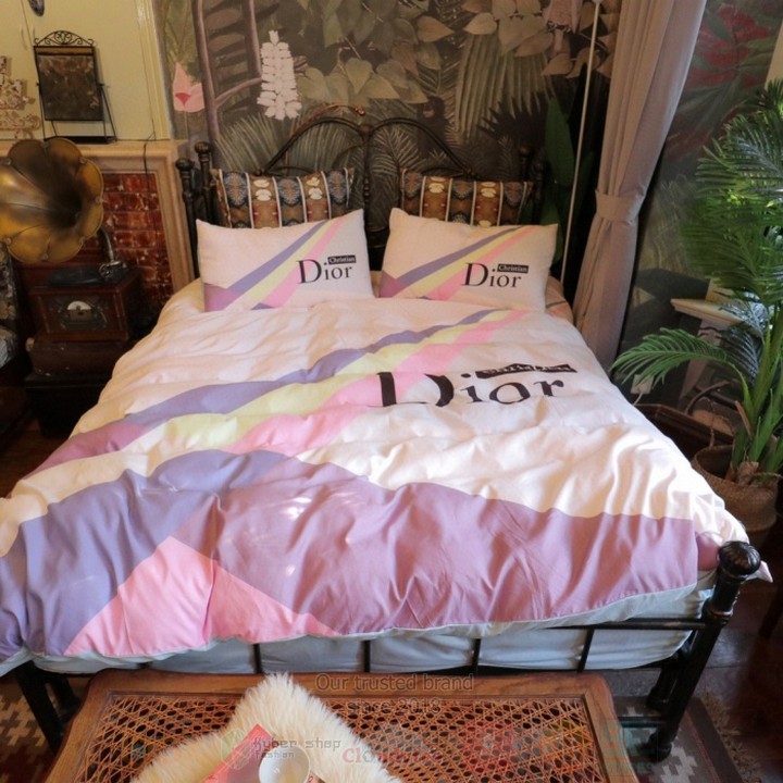 Christian Dior Pink-White Inspired Bedding Set Christian Dior Pink-White Inspired Bedding Set