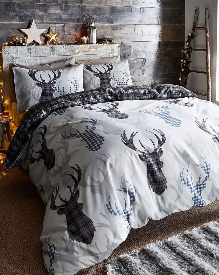 Christmas Deer All Over Printed Bedding Set Christmas Deer All Over Printed Bedding Set