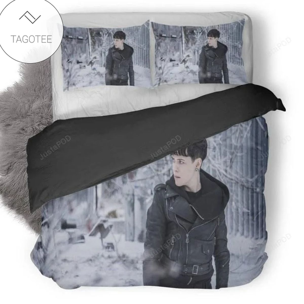 Claire Foy In The Girl In The Spiders Web Winter Landscape Duvet Cover Bedding Set Claire Foy In The Girl In The Spiders Web Winter Landscape Duvet Cover Bedding Set