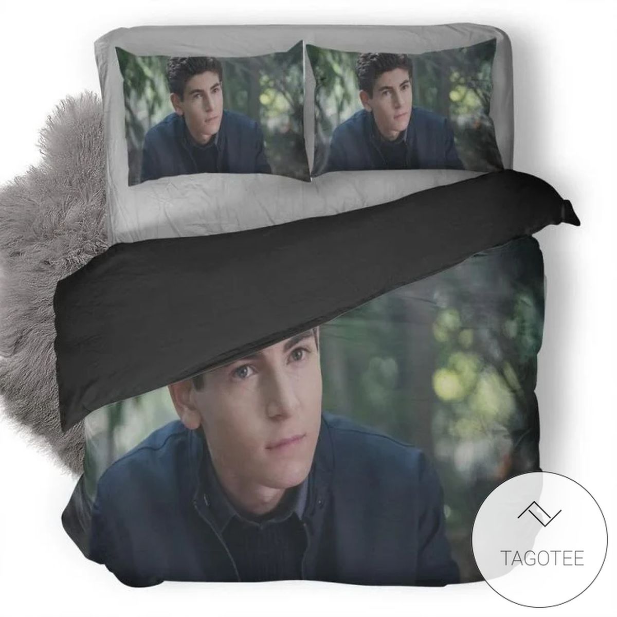 David Mazouz As Batman Gotham #2 Duvet Cover Bedding Set David Mazouz As Batman Gotham #2 Duvet Cover Bedding Set