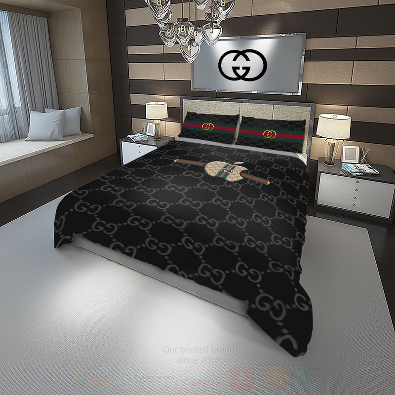 Gucci Apple Black Luxury Brand Bedding Set Gucci Apple Black Luxury Brand Bedding Set