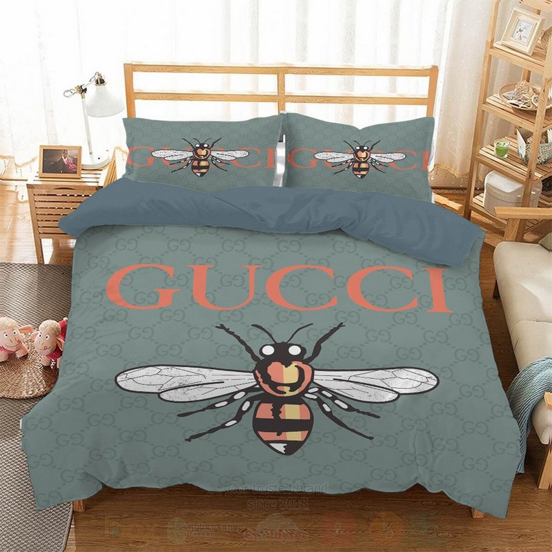 Gucci Bee Blue Luxury Brand Bedding Set Gucci Bee Blue Luxury Brand Bedding Set