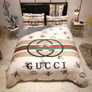 Gucci Bee Cream Classic Logo All Over Print Bedding Set