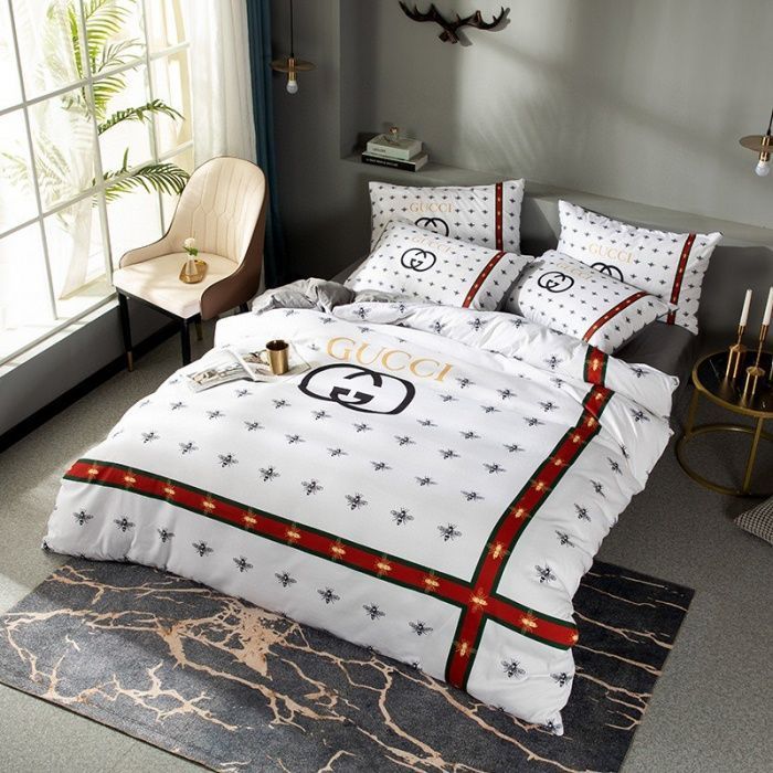 Gucci Bee White Red Bedding Set Gucci Bee White Red Bedding Set