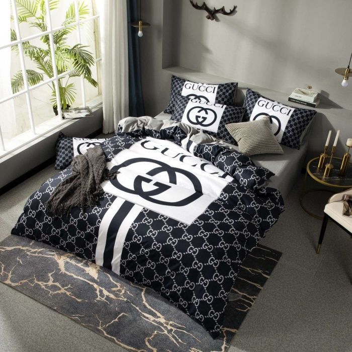 Gucci Black White Style Bedding Set Gucci Black White Style Bedding Set