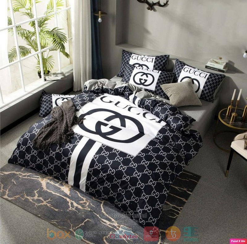 Gucci-Brand-White-Blue-Brand-Quilt-Bedding-Set-1