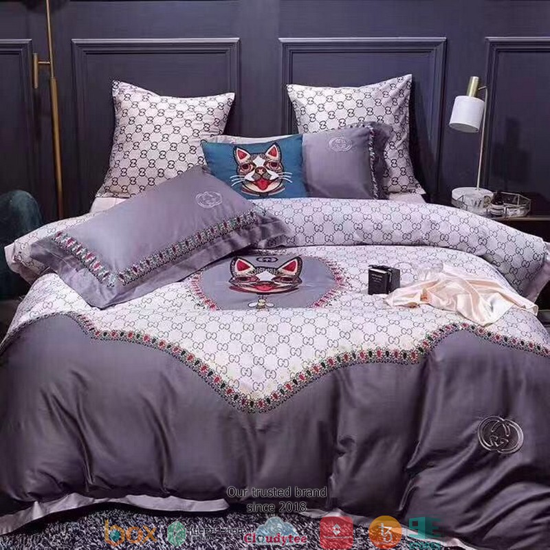 Gucci Cat Light Purple Quilt Bedding Set Gucci Cat Light Purple Quilt Bedding Set