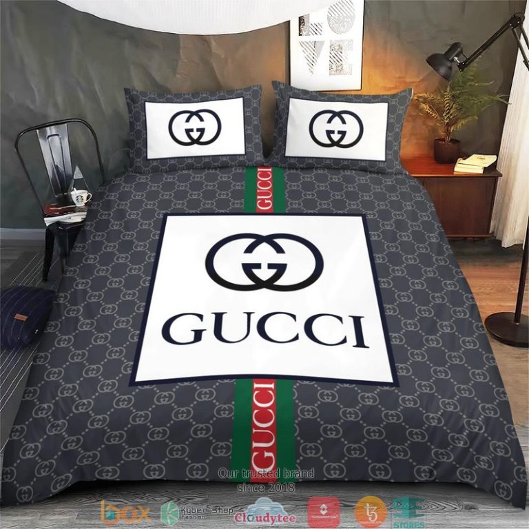 Gucci-Grey-White-Quilt-Bedding-Set-1