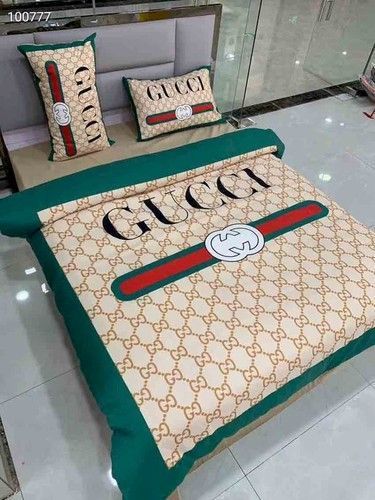 Gucci Khaki Beautiful Bedding Set Gucci Khaki Beautiful Bedding Set