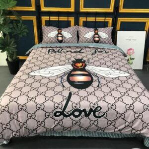 Gucci Logo Blind For Love Bedding Set