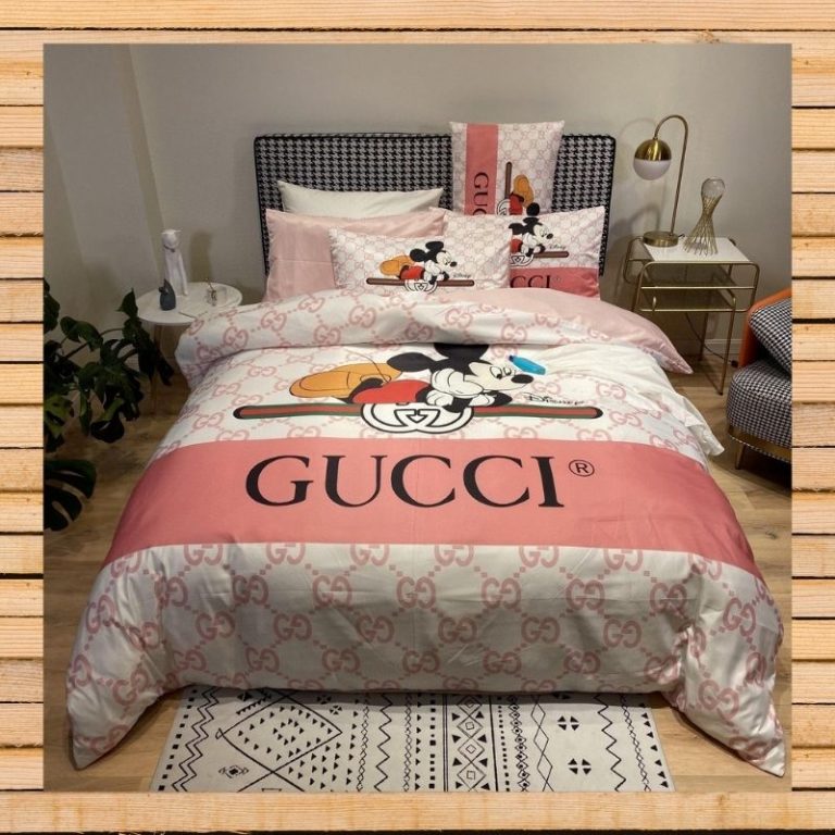 Gucci-Mickey-Mouse-Pink-Bedding-Set-2