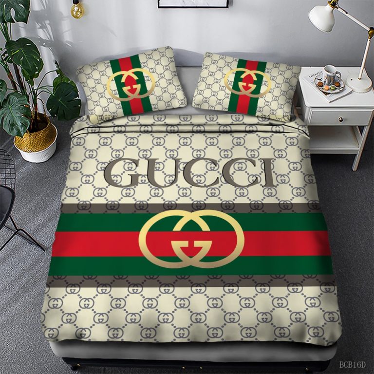 Gucci-Quilt-Bedding-Set-1