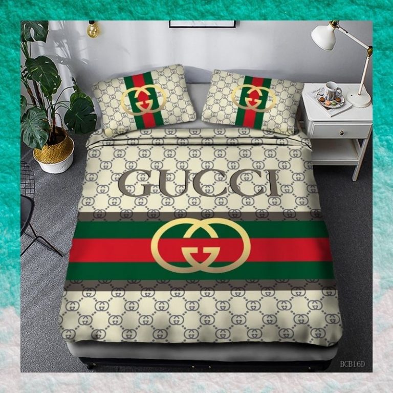Gucci-Quilt-Bedding-Set-2