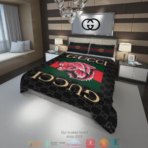 Gucci Red Wolf Quilt Bedding Set