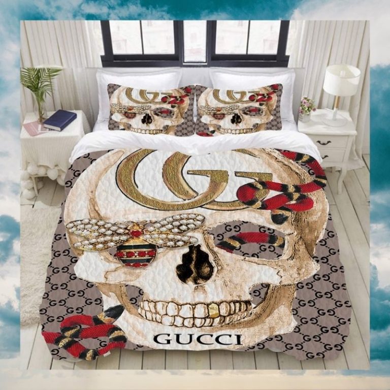 Gucci-Skull-Quilt-Bedding-Set-2
