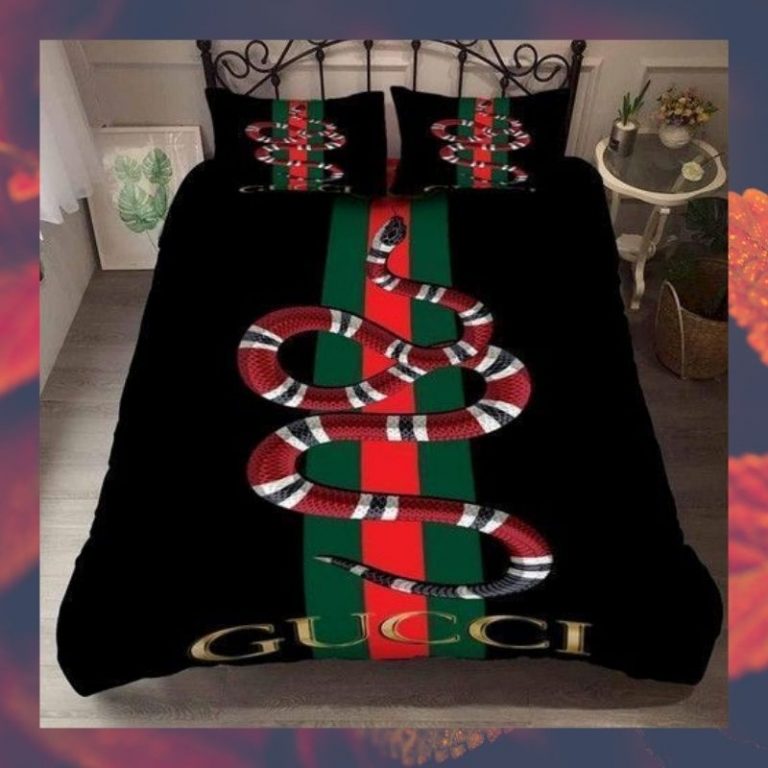 Gucci-Snake-Bedding-Set-2