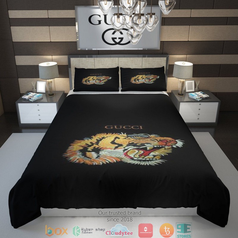 Gucci Tiger Black Quilt Bedding Set Gucci Tiger Black Quilt Bedding Set