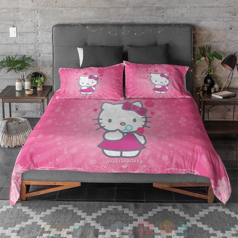 Hello-Kitty-Pink-Glow-Fusion-Bedding-Set-2