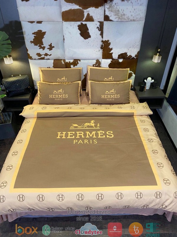 Hermes Paris Brown White Square Pattern Duvet Cover Bedding Set Hermes Paris Brown White Square Pattern Duvet Cover Bedding Set