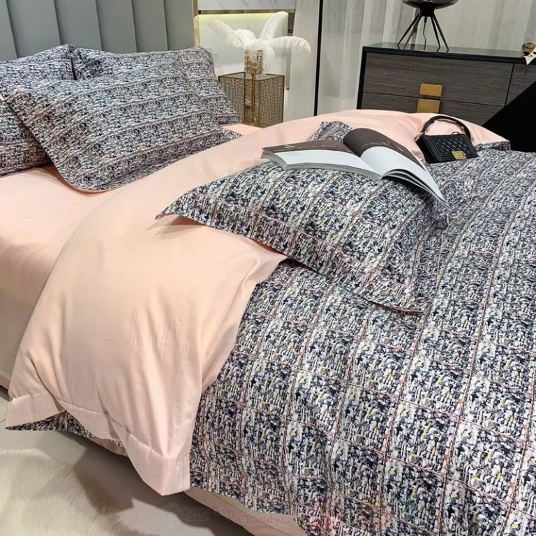 High-End-Grey-Luxury-Brand-Bedding-Set-2