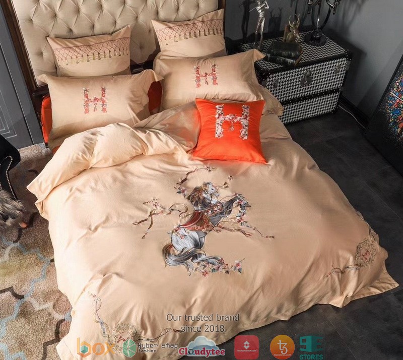 Horse-Flower-Pink-Quilt-Bedding-Set-1