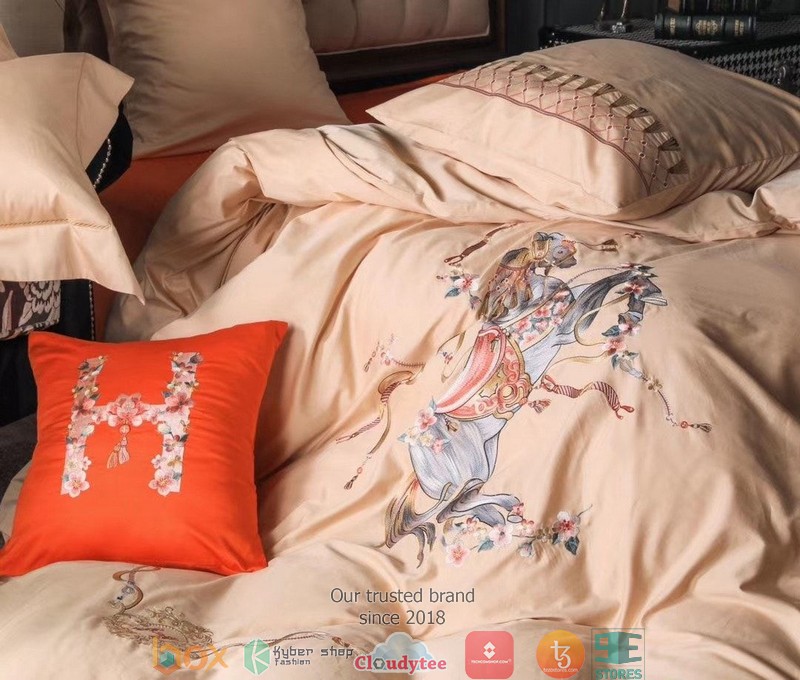 Horse-Flower-Pink-Quilt-Bedding-Set-2