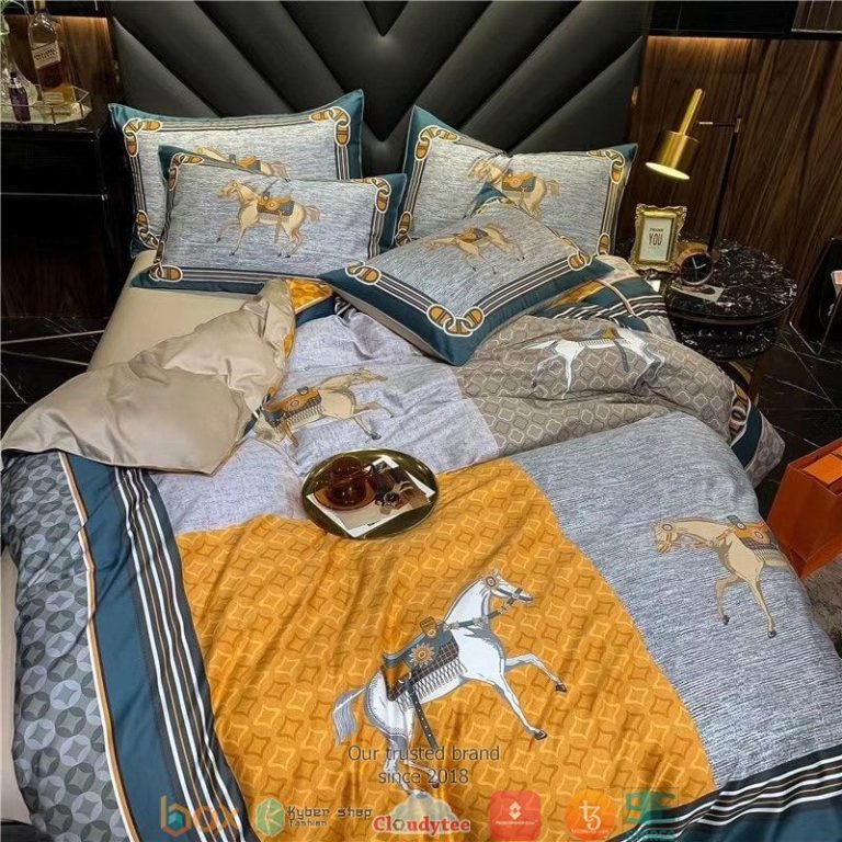 Horse-Yellow-Blue-Quilt-Bedding-Set-1