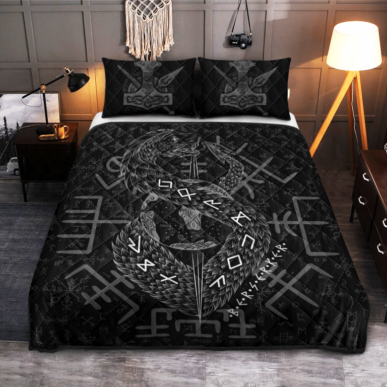 Jormungandr-Black-Quilt-Bedding-Set-1