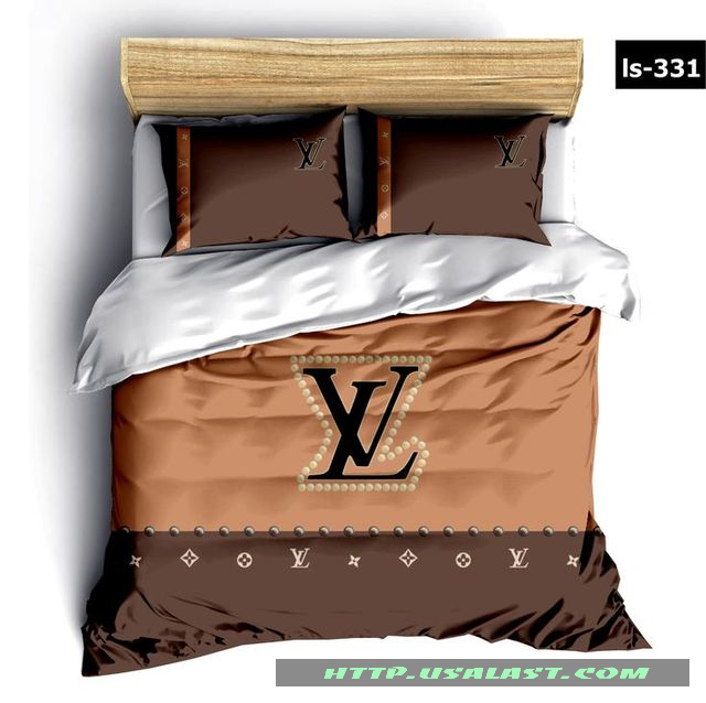 Louis-Vuitton-Bedding-Set-Duvet-Cover-New-Design-30-1