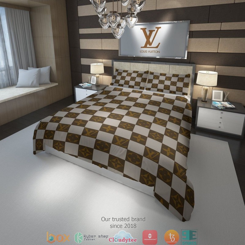 Louis Vuitton Caro Lv White Brown Duvet Cover Bedding Set Louis Vuitton Caro Lv White Brown Duvet Cover Bedding Set