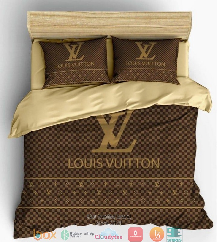 Louis Vuitton Checkered Pattern Brown Quilt Bedding Set Louis Vuitton Checkered Pattern Brown Quilt Bedding Set