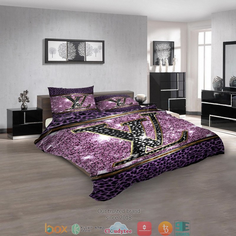 Louis Vuitton Diamond Purple Quilt Bedding Set Louis Vuitton Diamond Purple Quilt Bedding Set