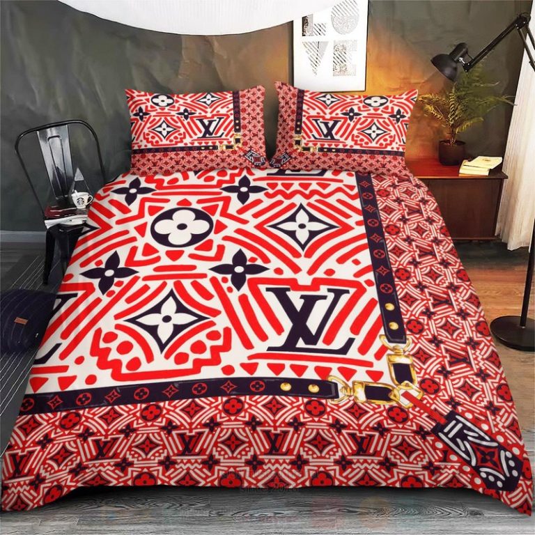 Louis-Vuitton-Full-Red-Luxury-Brand-Bedding-Set-2
