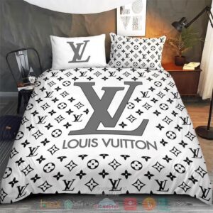 Louis Vuitton Luxury Brand White Quilt Bedding Set