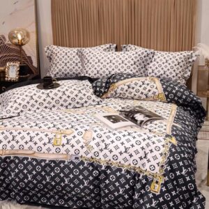 Louis Vuitton Lv Black And White Quilt Bedding Set
