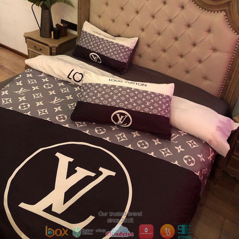 Louis Vuitton Lv Brown Apricot Duvet Cover Bedding Set Louis Vuitton Lv Brown Apricot Duvet Cover Bedding Set