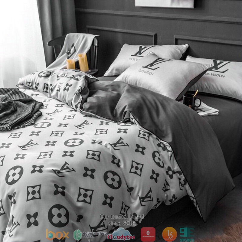 Louis Vuitton Lv Grey Logo White Duvet Cover Bedding Set Louis Vuitton Lv Grey Logo White Duvet Cover Bedding Set
