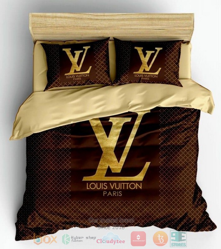 Louis Vuitton Paris Brown Quilt Bedding Set Louis Vuitton Paris Brown Quilt Bedding Set