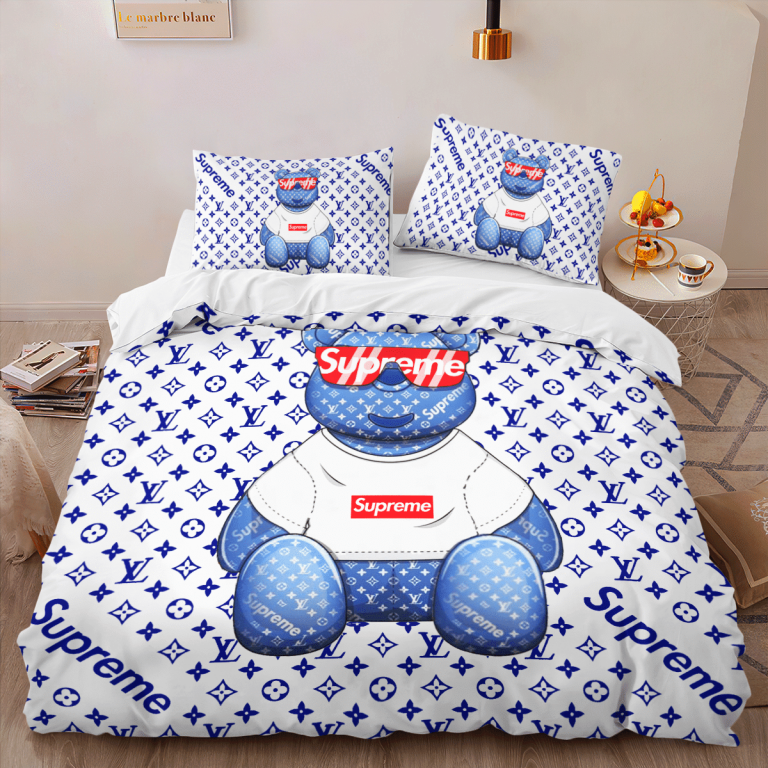 Louis-Vuitton-Supreme-Bear-Bedding-Set-1