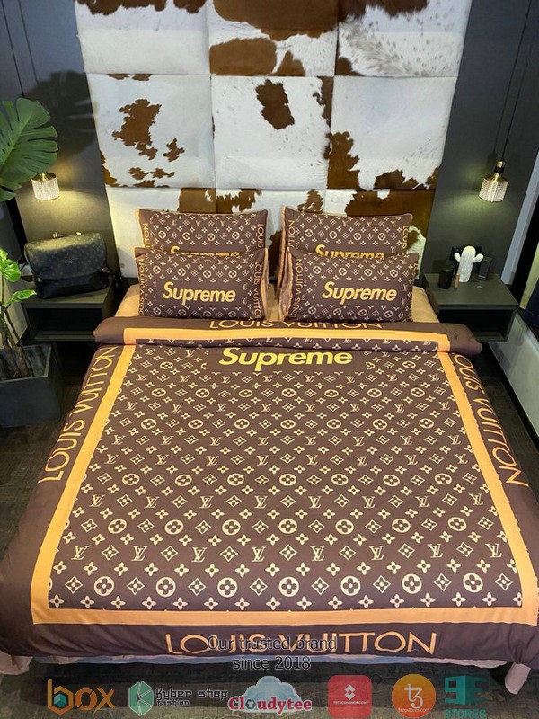 Louis Vuitton Supreme Brown Yellow Border Duvet Cover Bedding Set Louis Vuitton Supreme Brown Yellow Border Duvet Cover Bedding Set